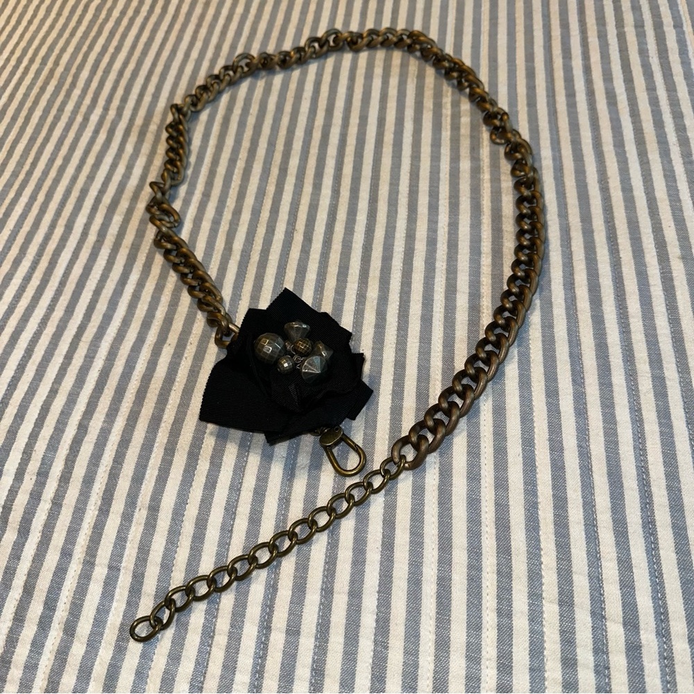 Faux‎ Brass Chain Belt w/ Black Fabric Flower Gothic Steampunk Cosplay